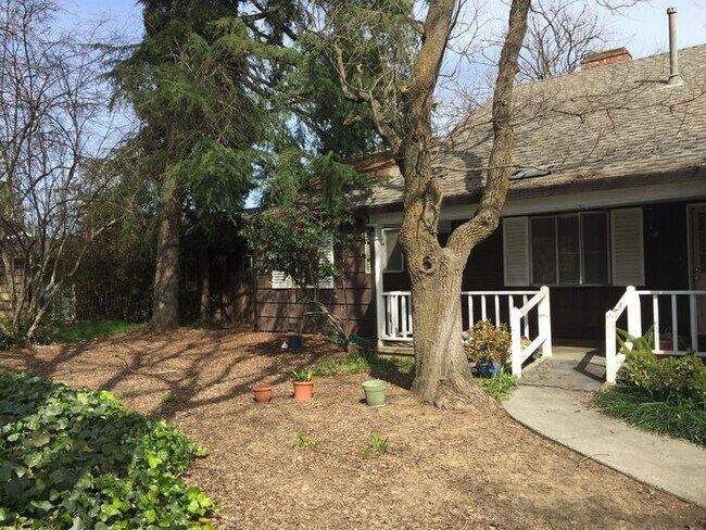 Building Photo - Close to UC Davis Campus