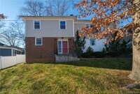 Building Photo - 1320 Mamaroneck Ave