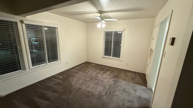 Building Photo - 216 Anita Rd