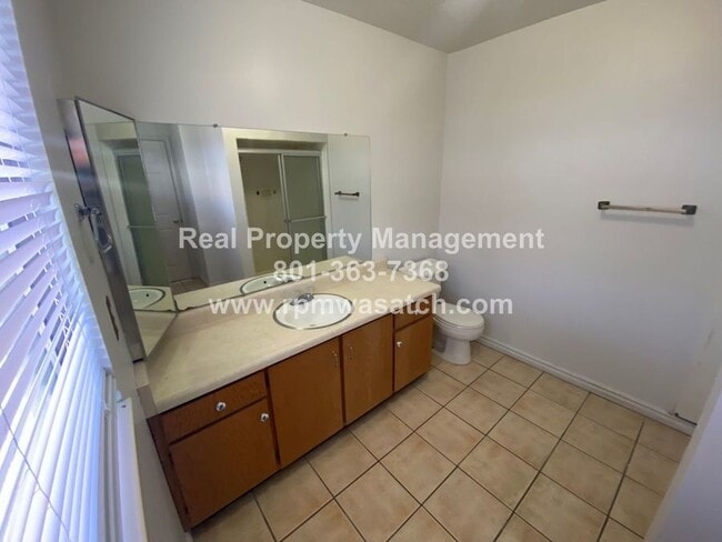 Building Photo - 4722 Xanadu Cir