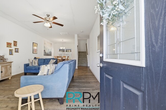 Building Photo - 249 Elmhaven Dr