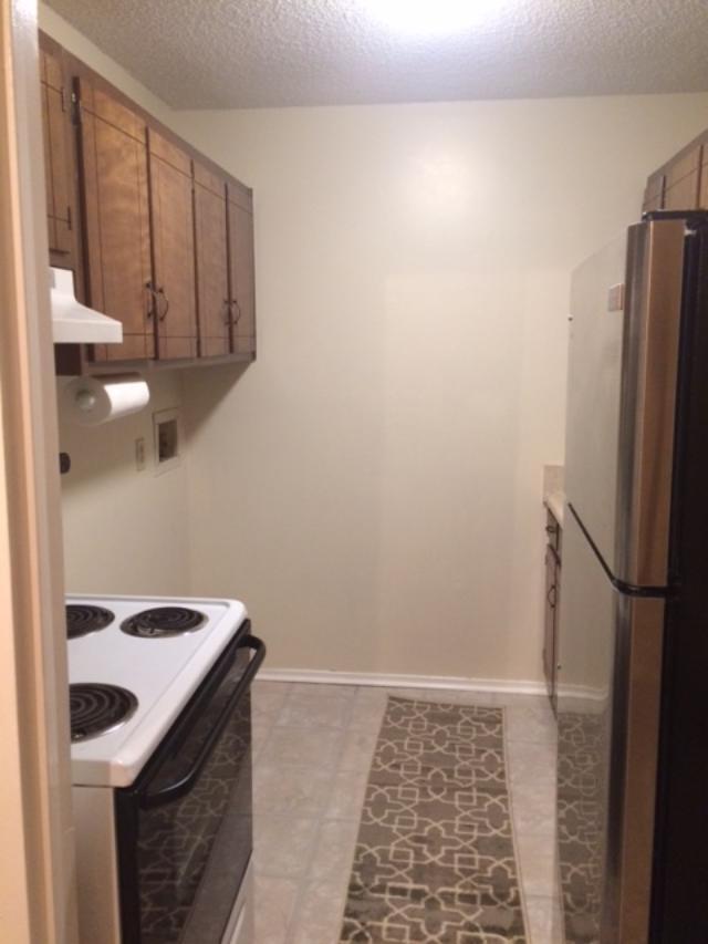 Building Photo - 236 Graylynn Dr