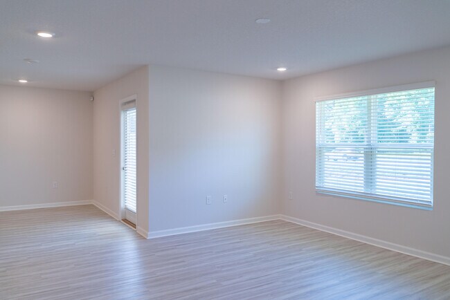 Building Photo - 2624 Saltgrass Wy