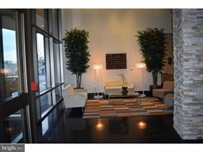 Building Photo - Christina Landing - 1 Bedroom, 1 Bath exce...