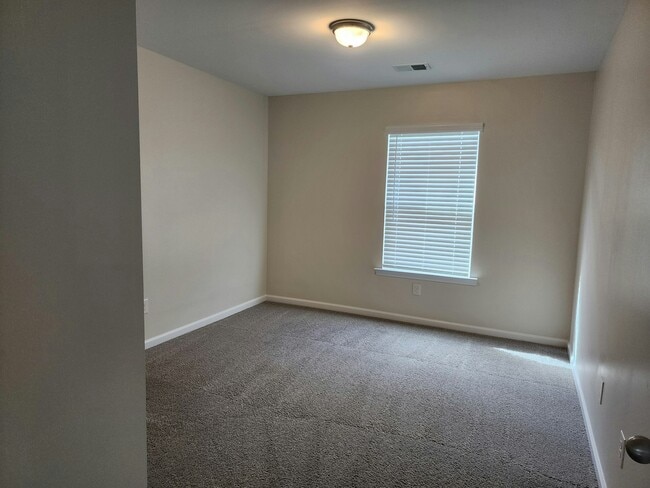 Building Photo - 1764 Lake Wateree Dr