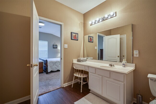 Building Photo - 6214 Channelbrook Ln