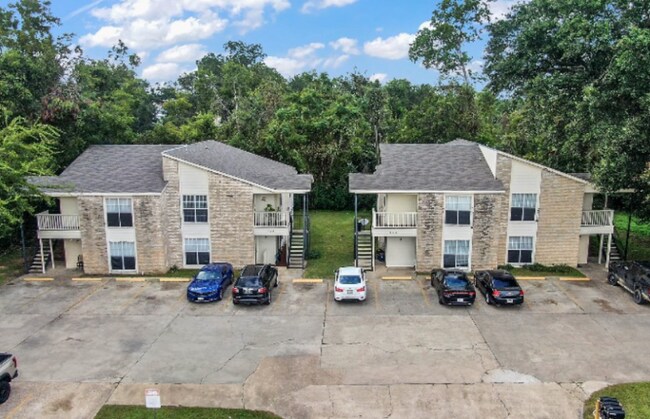 Building Photo - 105 E Wells St