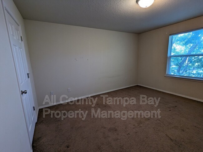Building Photo - 4759 White Sanderling Ct