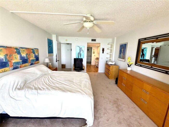 Building Photo - 5700 Escondida Blvd S