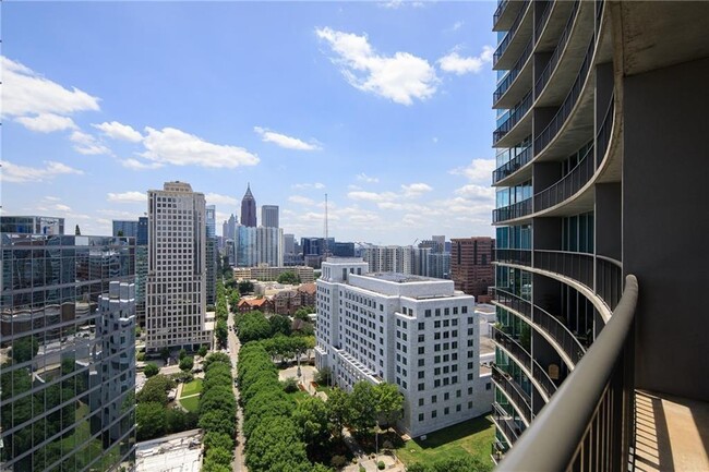 Building Photo - 1080 Peachtree St NE