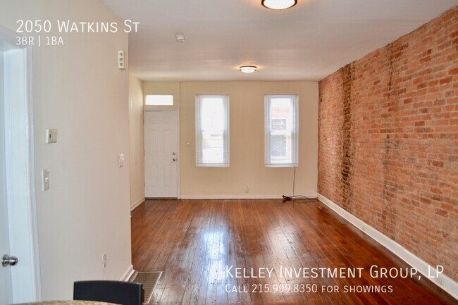Building Photo - 2050 Watkins St