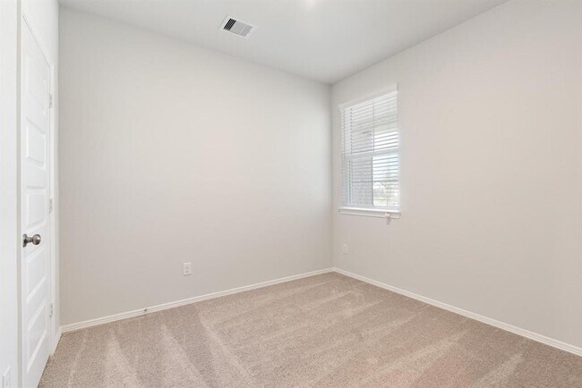 Building Photo - 5827 Fresh View Ct
