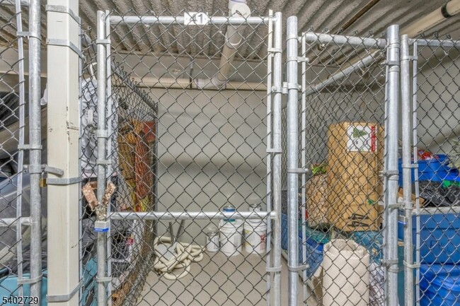 Building Photo - 5401 Rio Vista Dr