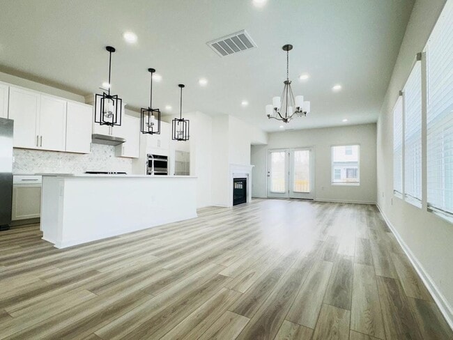 Building Photo - 428 Sustainable Wy