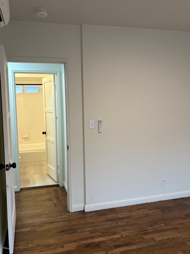 Building Photo - 840 NW 54th St