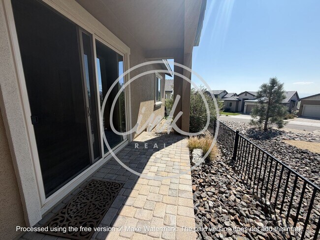 Building Photo - 439 Dubois Ln