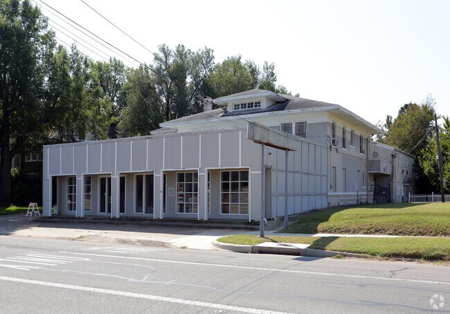 Building Photo - 625 Bonham St