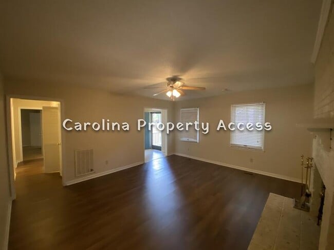 Building Photo - 4432 American Dr