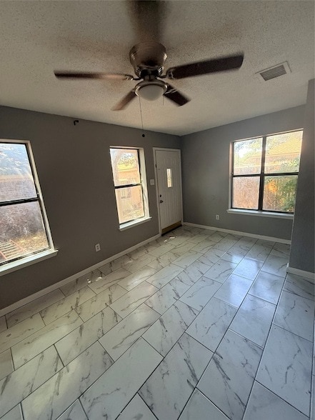 Building Photo - 723 Pebble Beach Dr