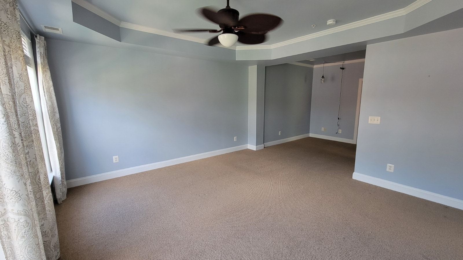 Master bedroom suite with sitting area - 222 Herndon Station Sq