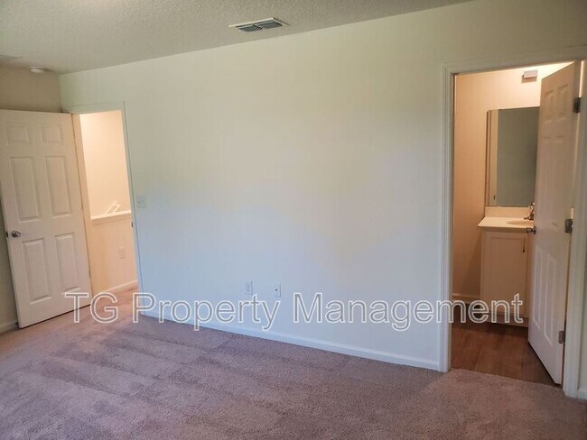 Building Photo - 270 Mustard Hl Ct