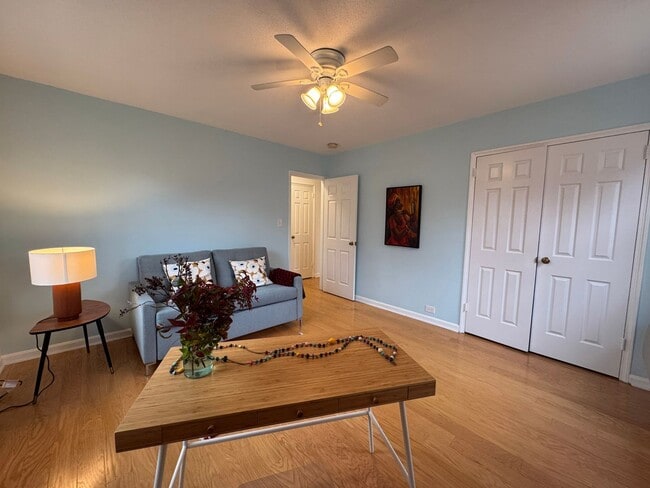 Building Photo - Fully Furnished 2 Bed 2 Bath Condo In Serene Arlington Oaks