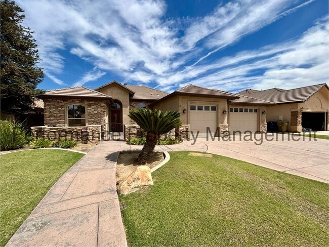 Primary Photo - Stunning 4 Bed/ 2 Bath NW Bakersfield Home...