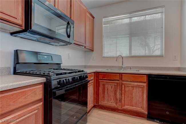 Building Photo - 7332 Marble Lake St