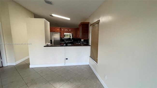 Building Photo - 6952 SW 148 Ln