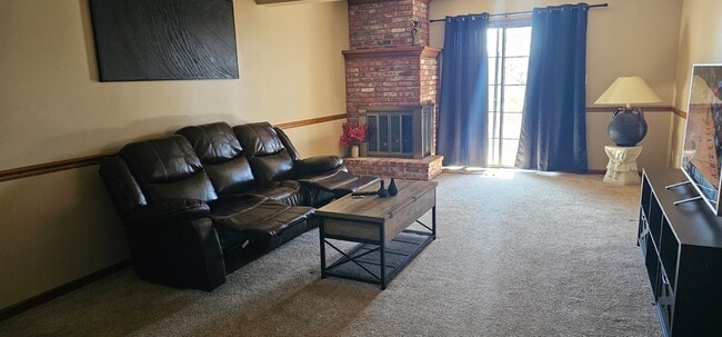 Primary Photo - 3409 Seminole Dr