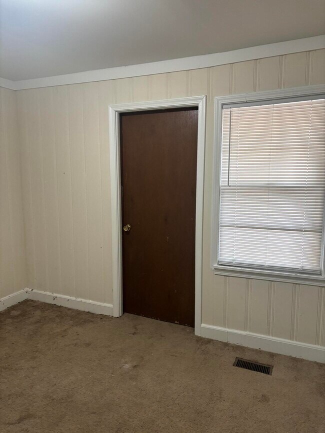 Building Photo - 232 Pinckney St