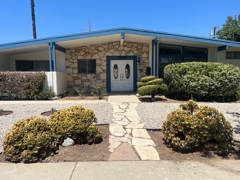 Building Photo - 22545 Hatteras St