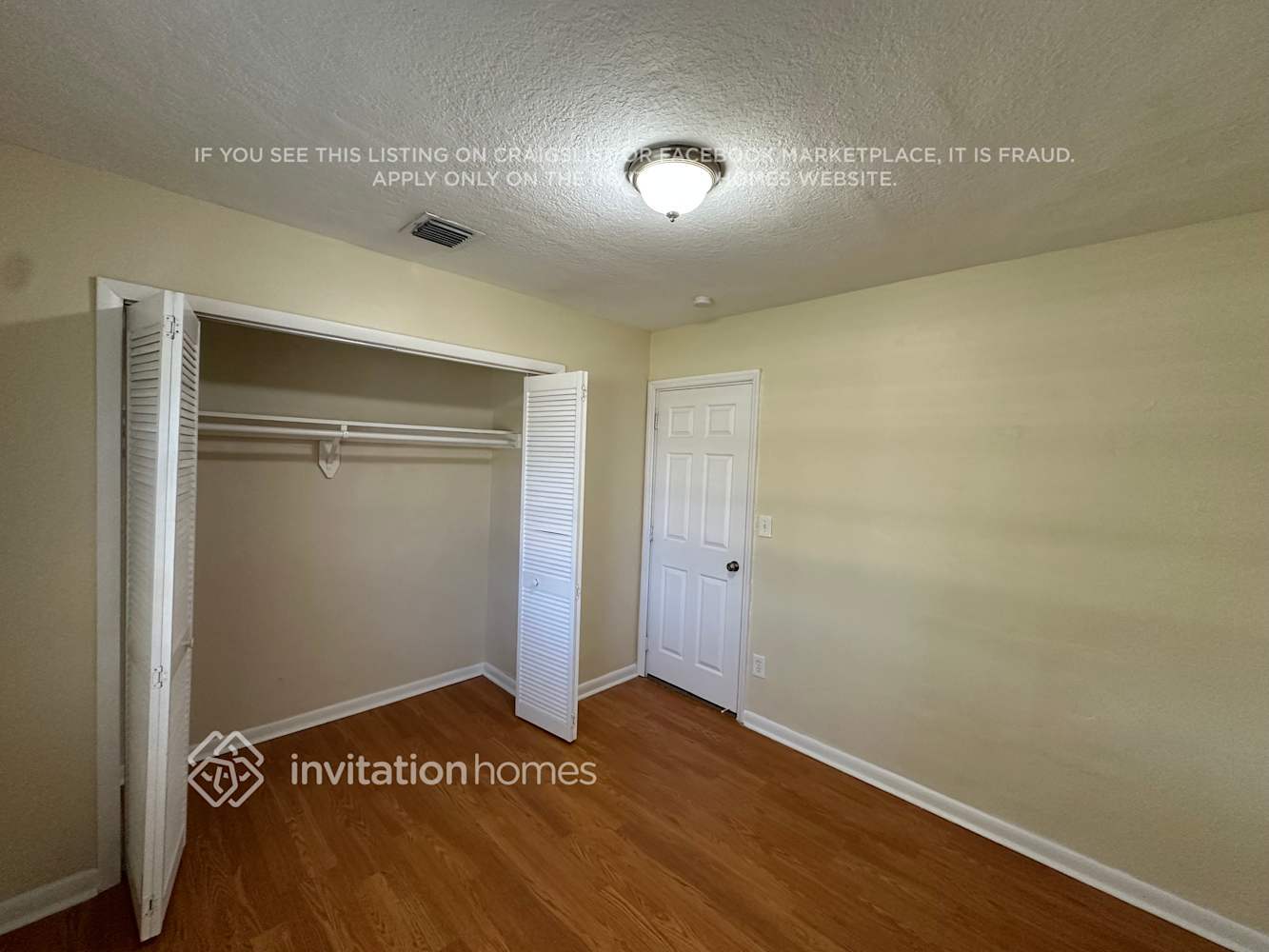 Building Photo - 10805 SW 142nd Ln