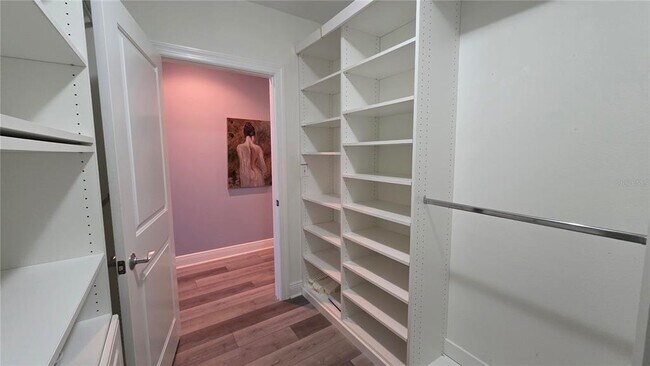 Building Photo - 628 Cleveland St