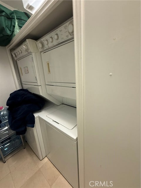 Building Photo - 301 N Hudson Ave