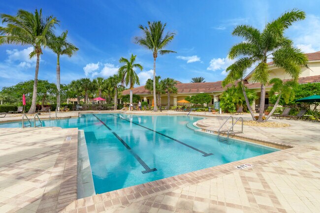 Building Photo - 9400 Briarcliff Trace