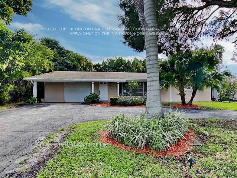 Primary Photo - 2846 SW 6th St