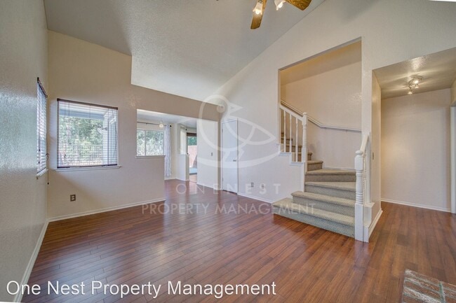 Building Photo - 3 br, 2.5 bath House - 2942 Twin Creeks Lane