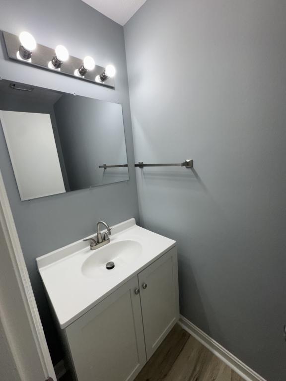 Building Photo - 24 Apple Ln