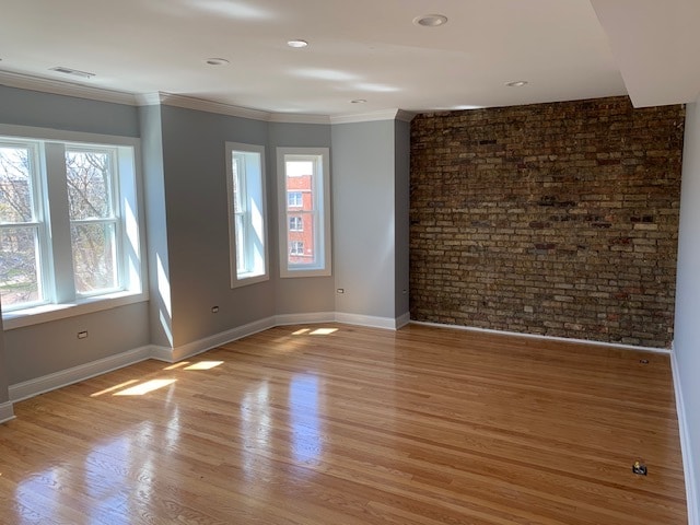 Building Photo - 739 Brummel St