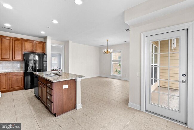 Building Photo - 42788 Lauder Terrace