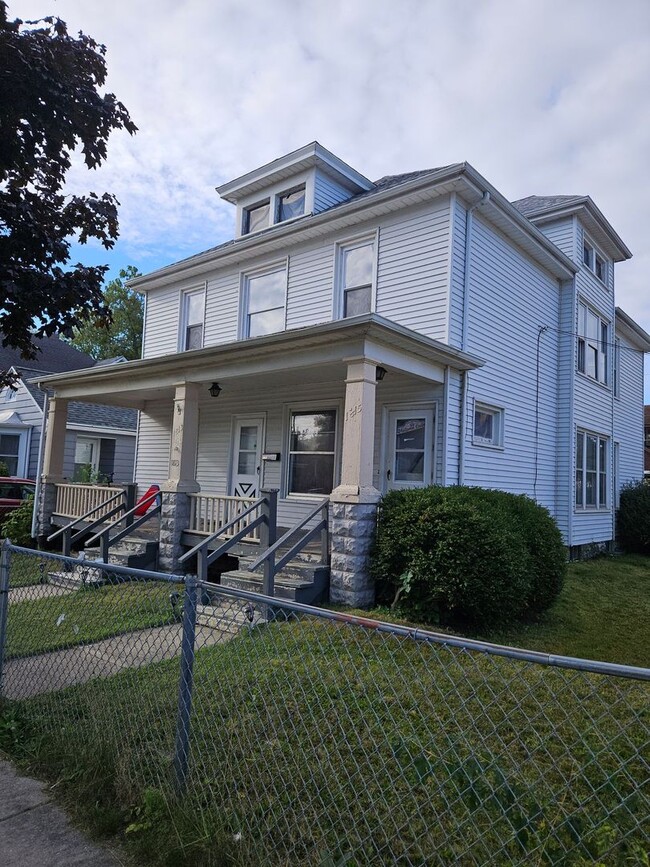 Building Photo - 1813-1815 Clayton Ave. (Duplex)