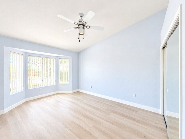 Building Photo - 10924 Button Willow Dr