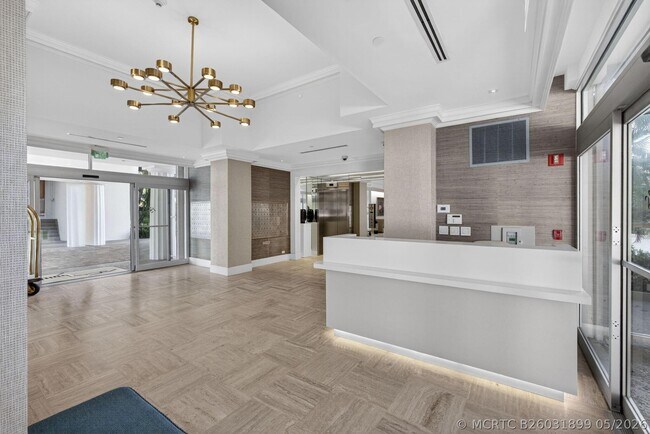Building Photo - 1801 S Flagler Dr