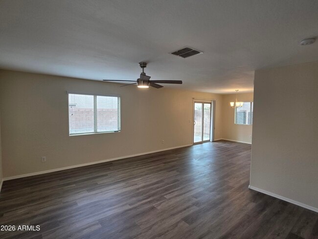 Building Photo - 6063 E Sotol Dr