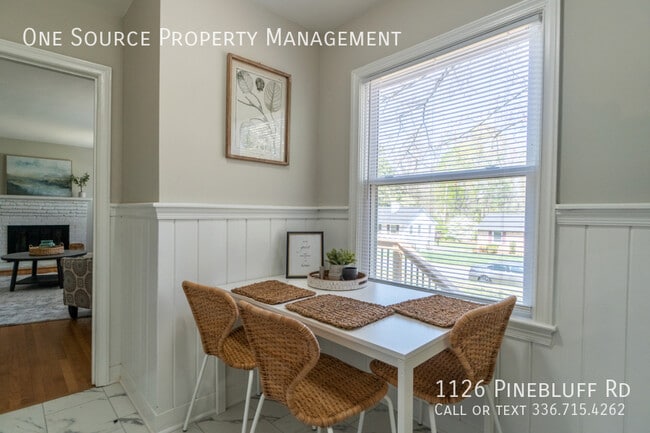 Building Photo - 1126 Pinebluff Rd