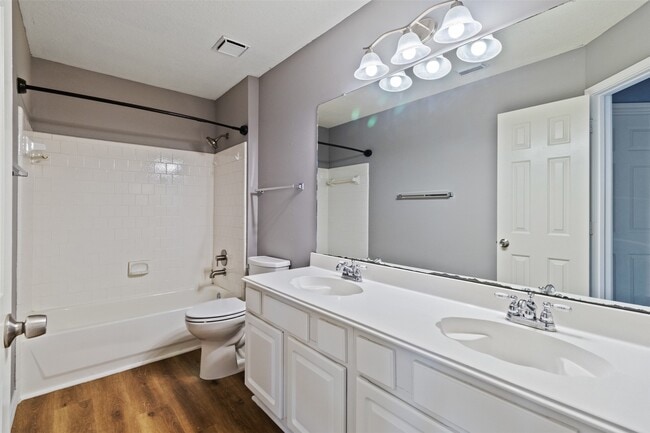 Building Photo - 3904 Ivywood Dr