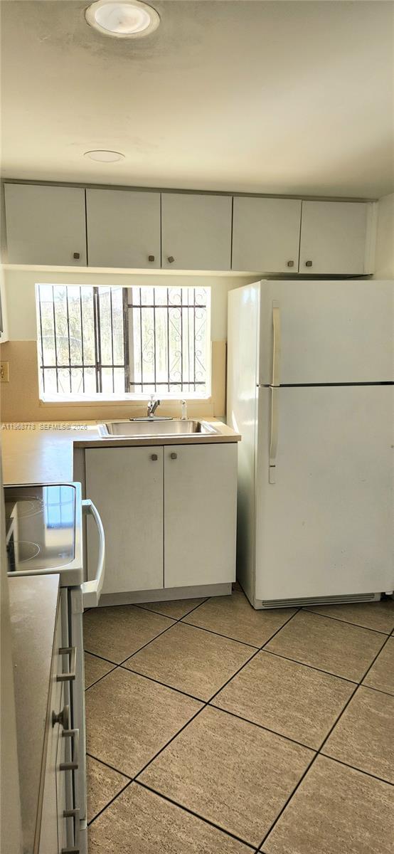 Building Photo - 9440 W Flagler St