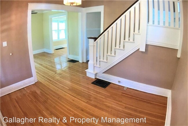 Building Photo - 4 br, 1 bath House - 55 Fort Hill Terrace