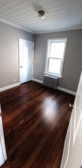 Building Photo - 177 Logee St